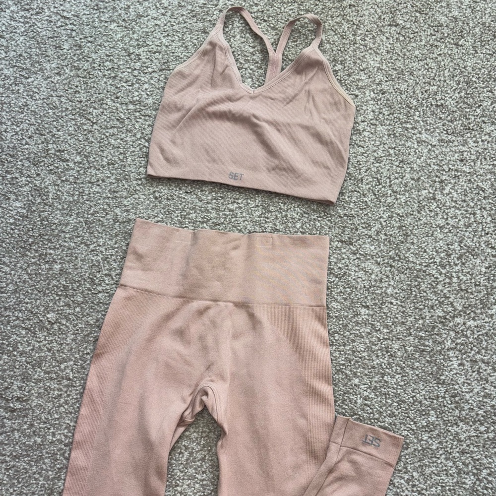 SET Active Nude Pink Seamless Sports Bra & High-Waist Leggings Set
